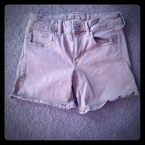 AE Midi Khaki Shorts